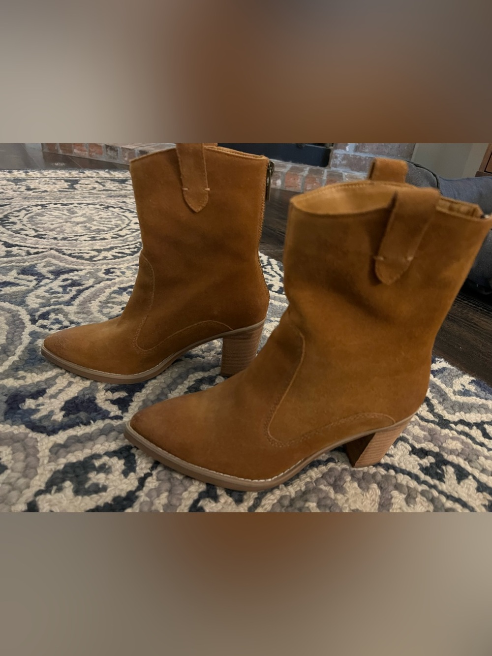 Splendid Raquel Boot size 6 , camel suede